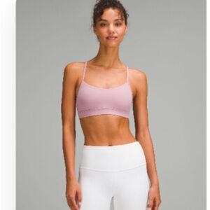 Lulu 🍋 Flow Y Bra Nulu Light Support A-C Cups Rose Blush